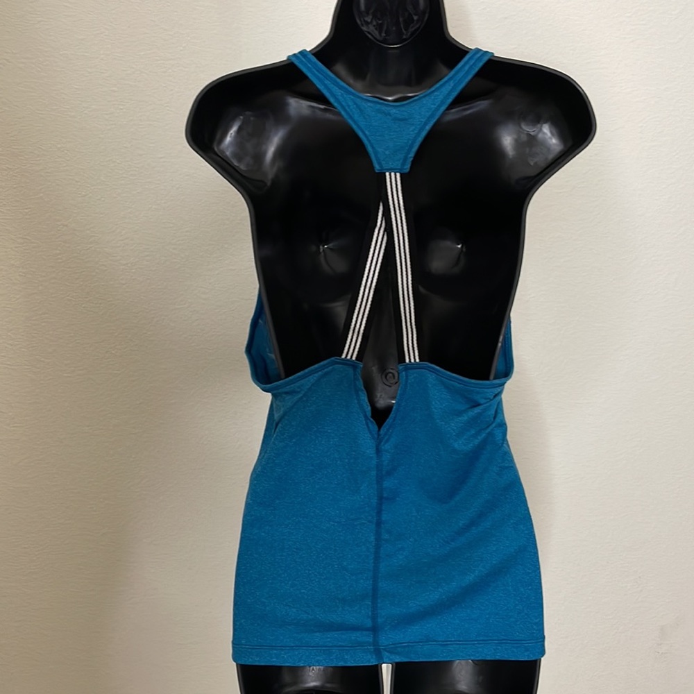 Adidas - Picture 3 of 6